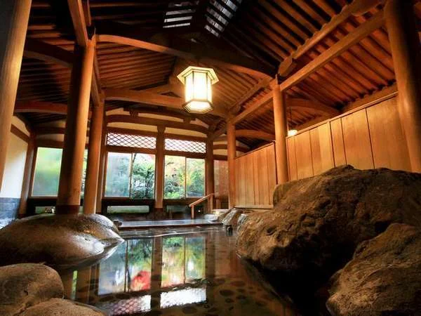修善寺温泉 国の登録文化財の宿 新井旅館の大浴場