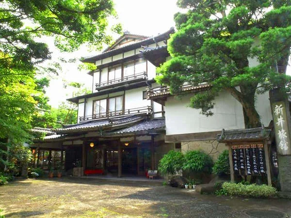 修善寺温泉 国の登録文化財の宿 新井旅館の外観