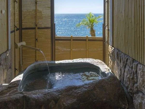 Beauty&SpaResortIzu 頬杖の刻の大浴場