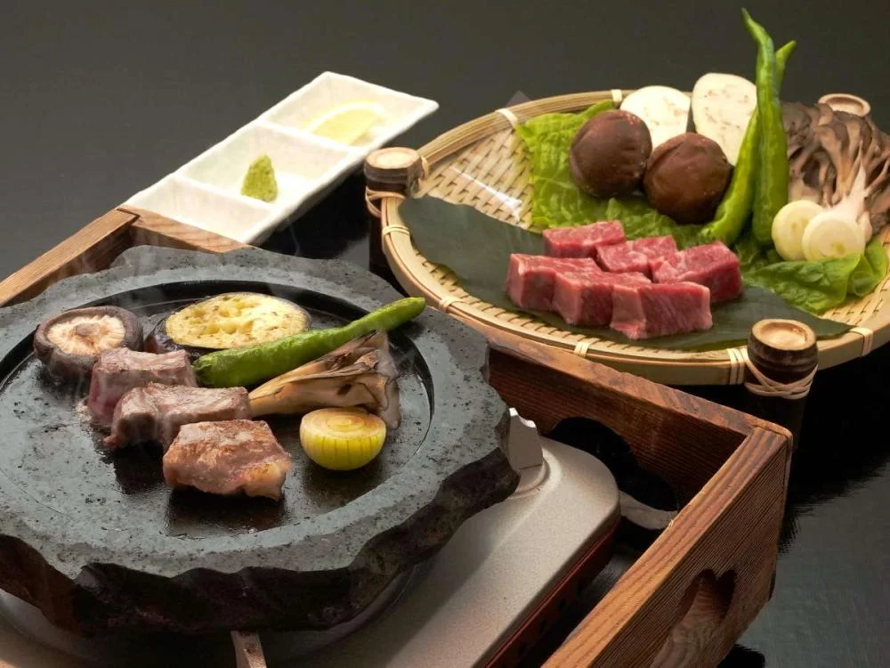 奈良偲の里 玉翠(ならしののさと ぎょくすい)の夕食