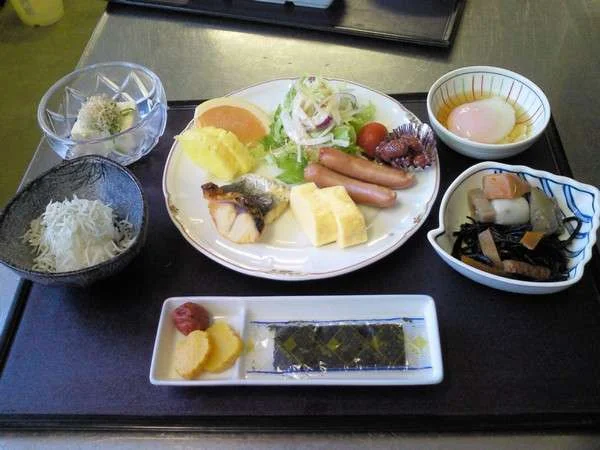 宍喰温泉 ホテルリビエラししくいの朝食