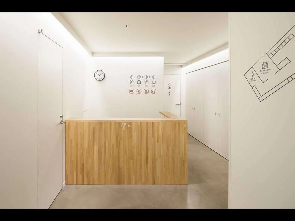 ナインアワーズウーマン神田のロビー
