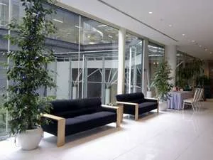 東京グリーンパレスのラウンジ