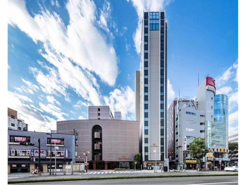 ホテルエミシア東京立川の外観
