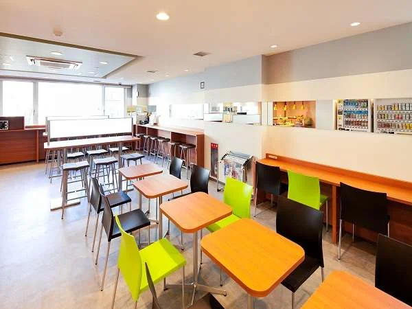 スーパーホテル東京・亀戸のラウンジ