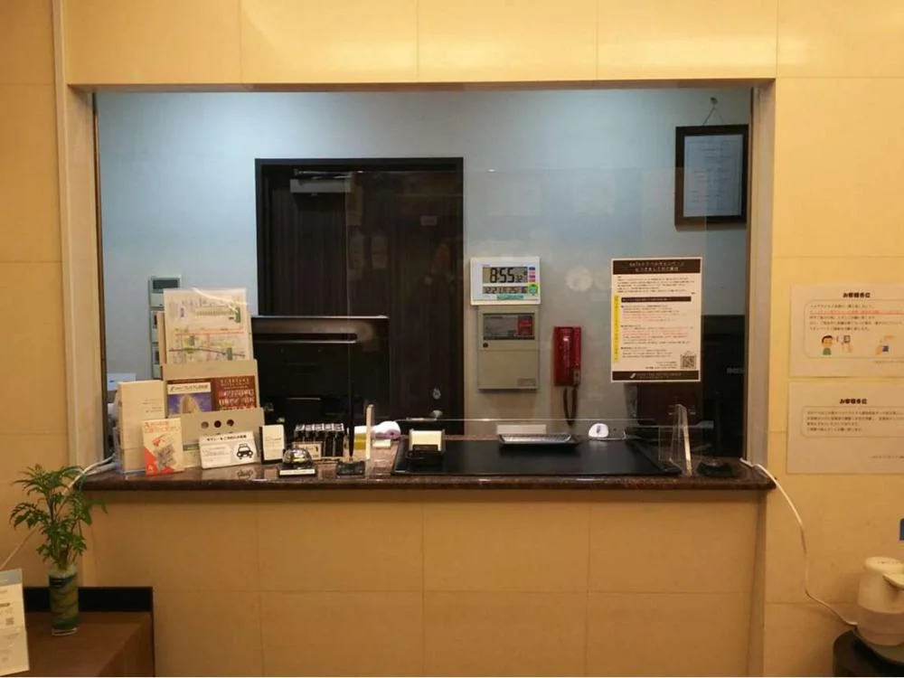 くれたけインプレミアム浜松町のロビー