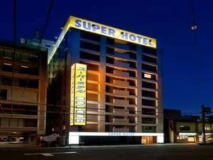 スーパーホテル東京・日本橋三越前の外観