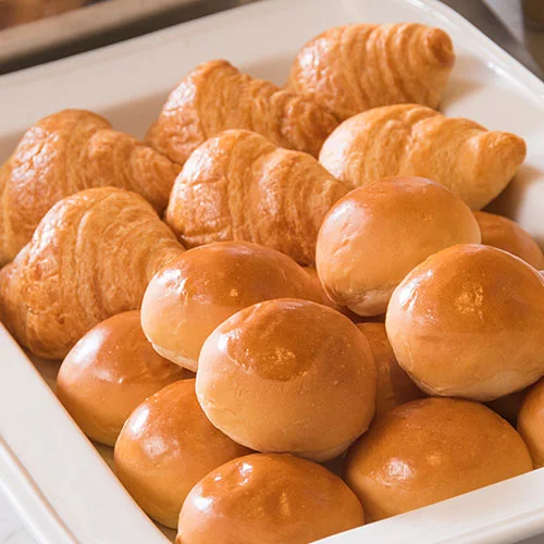 ダイヤモンドホテルの朝食のパン