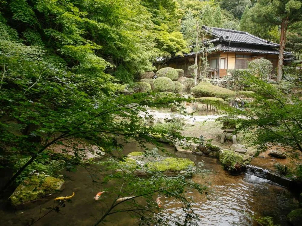 三朝温泉　依山楼　岩崎 絶景