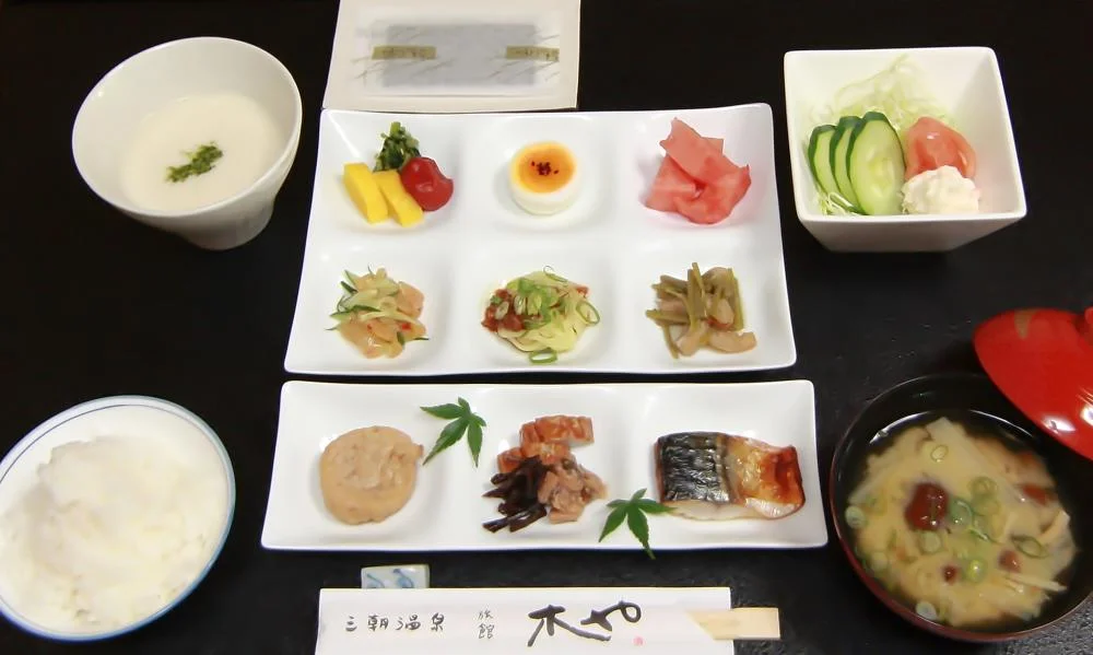登録有形文化財の宿　木屋旅館 朝食