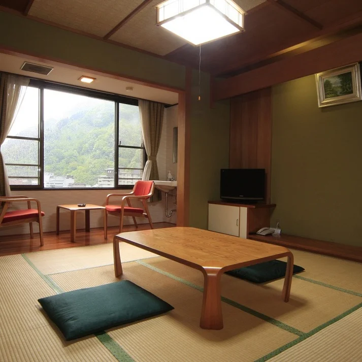 黒部峡谷トロッコ電車駅前 フィール宇奈月の部屋