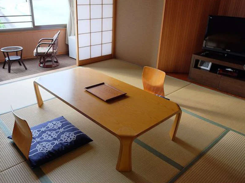 サンライズ勝浦の部屋