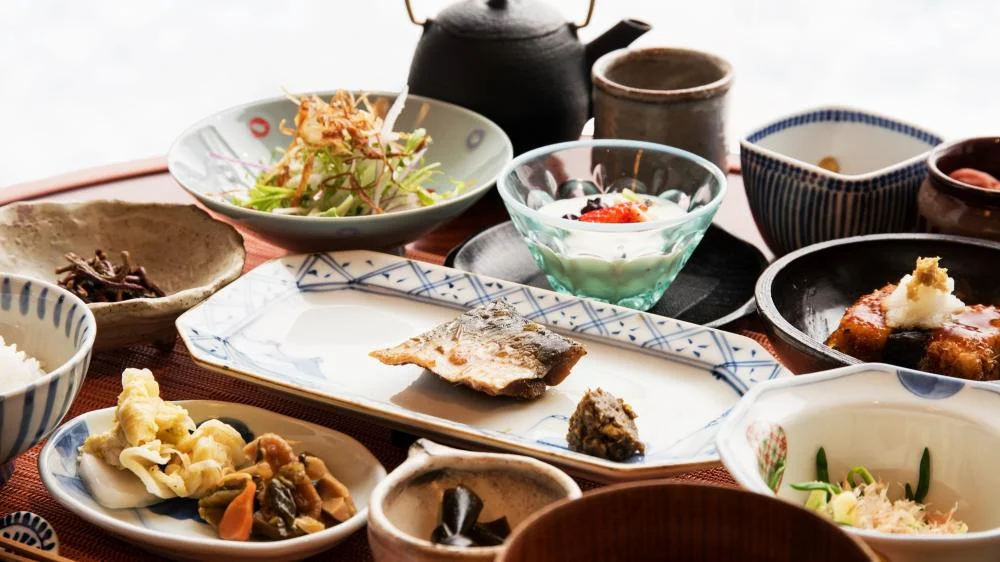 月山志津温泉 変若水の湯 つたやの朝食