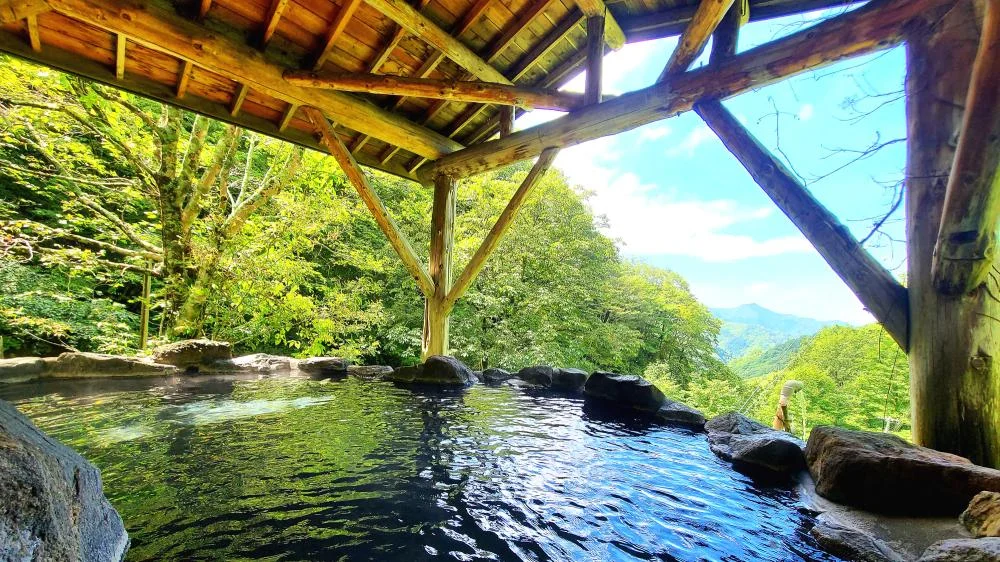 新高湯温泉 五つの絶景露天風呂 吾妻屋旅館の大浴場