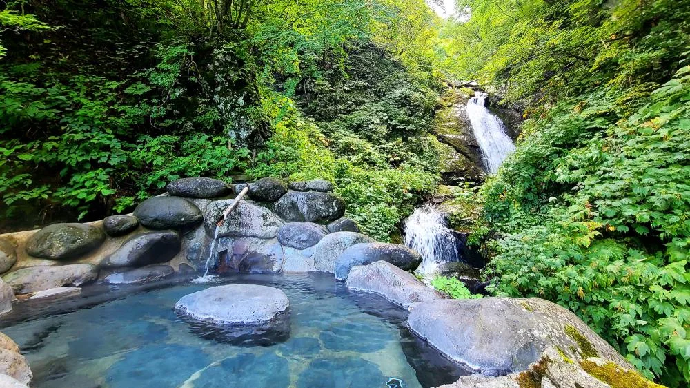新高湯温泉 五つの絶景露天風呂 吾妻屋旅館からの絶景・眺望