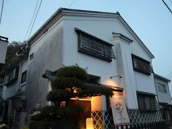 千鳥本店の外観