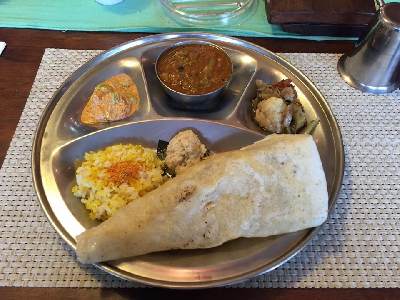 南インド家庭料理 カルナータカー 1枚目