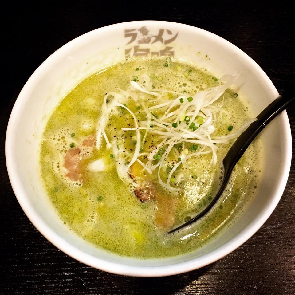 ラーメン海鳴 中洲店 1枚目