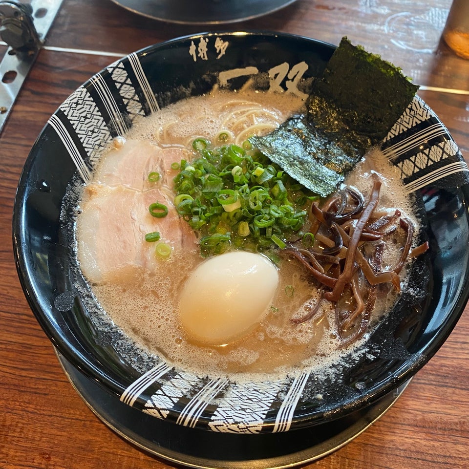 博多一双 博多駅東本店