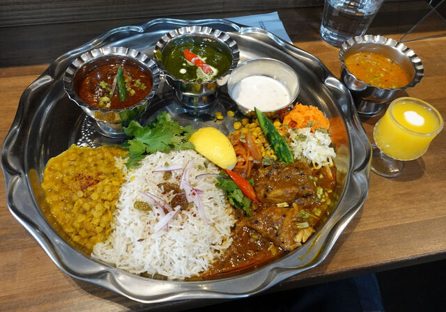 六本松カレチネ 1枚目