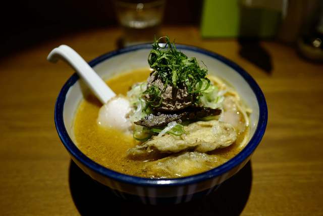 雨は、やさしく 1枚目