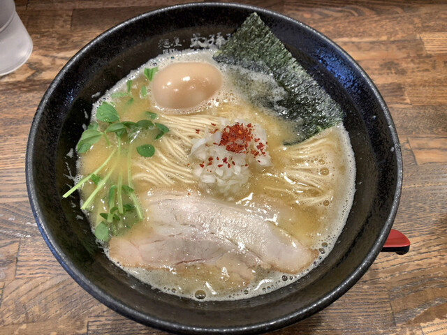 麺屋 天孫降臨 三宮本店 1枚目