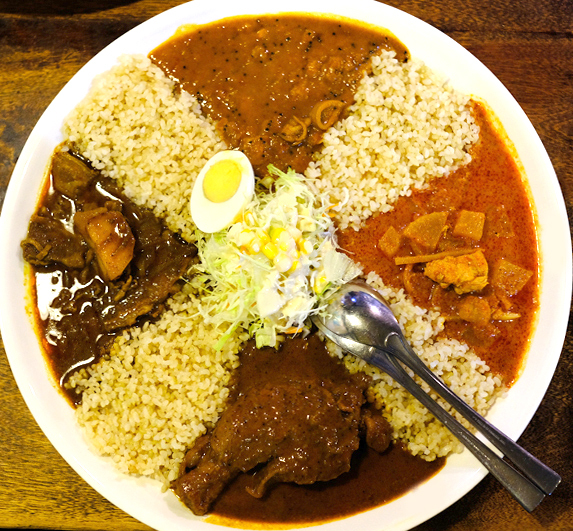 エスニックカリーメーヤウ 信大前店 1枚目