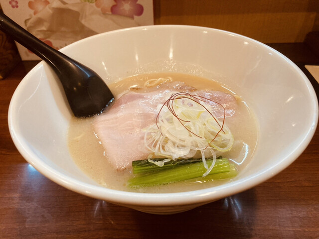 そうげんラーメン 1枚目