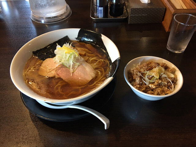 煮干し中華 八 堀之内店 1枚目