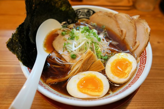 名嘉の中華そば店 1枚目