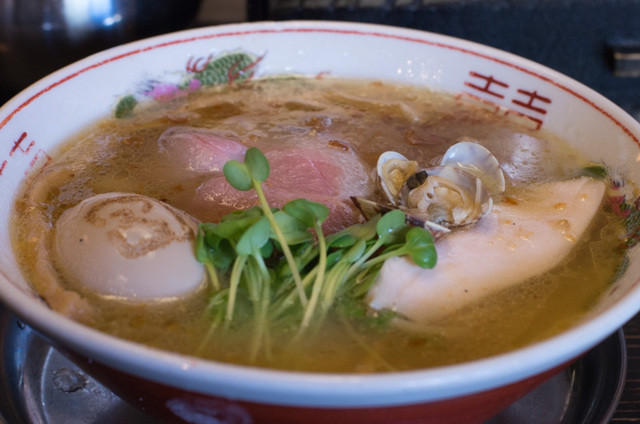 フスマにかけろ 中崎壱丁 中崎商店會1-6-18号ラーメン 1枚目