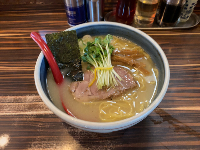 中華そば 螢 1枚目