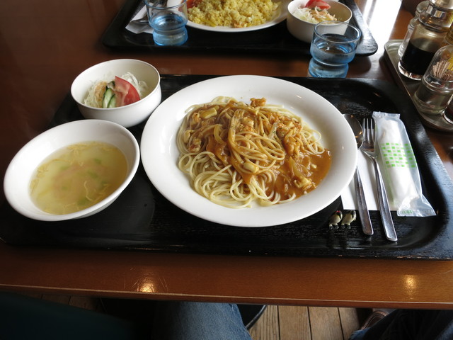 トエニ 2枚目