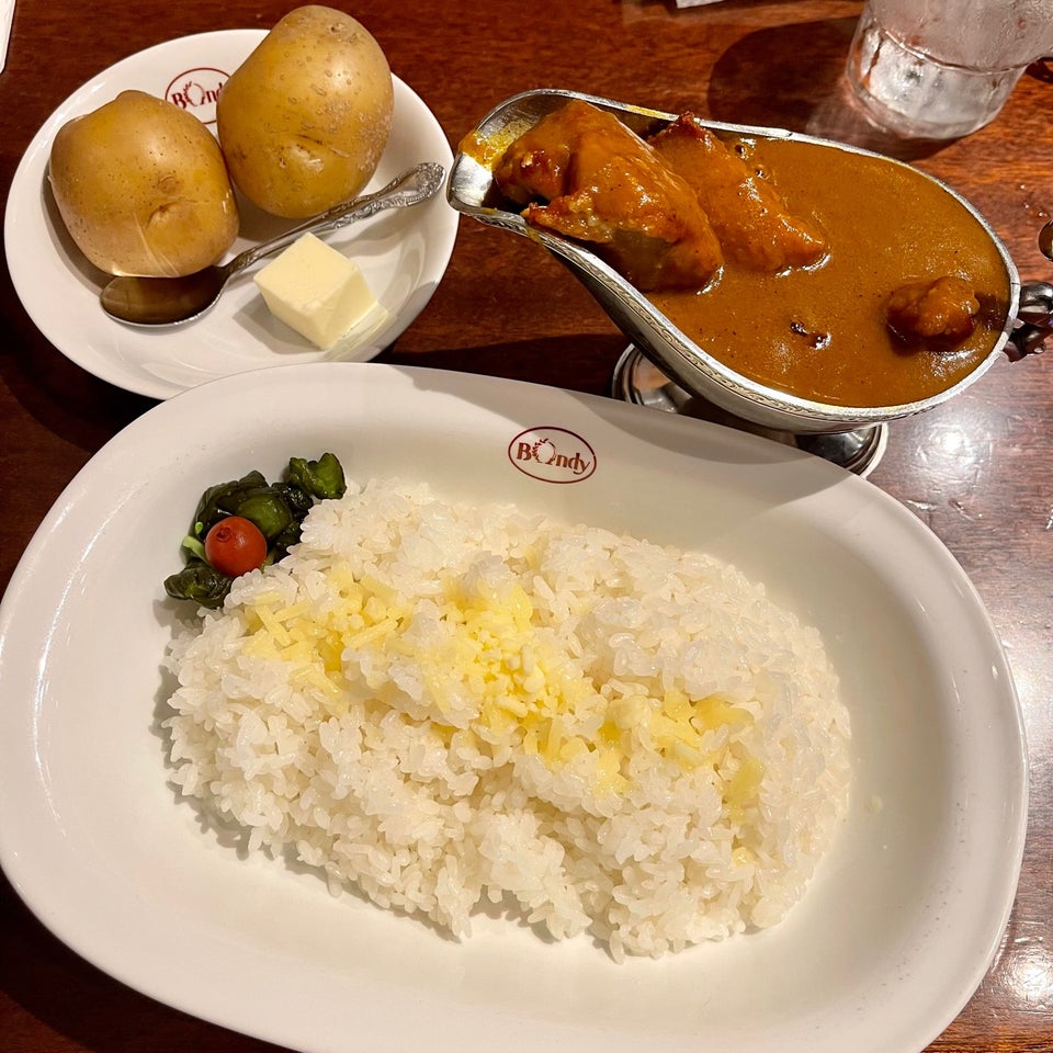 欧風カレー ボンディ 神保町本店