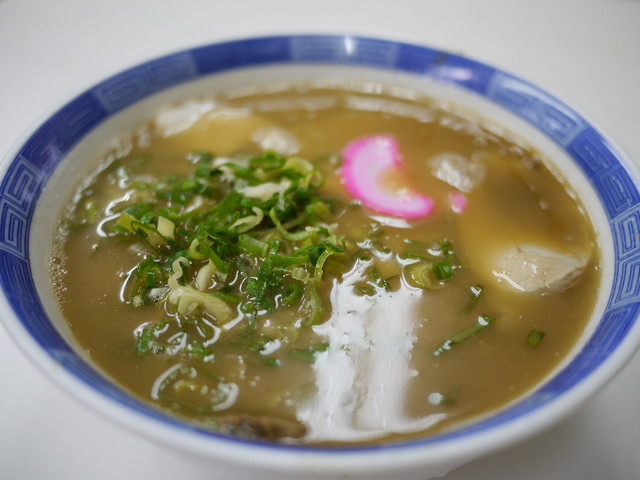 丸高中華そば 六十谷店 1枚目