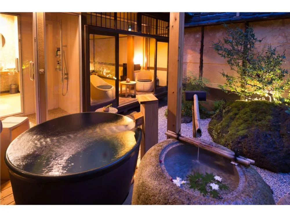 Ｎａｚｕｎａ　京都　二条城の 客室露天風呂